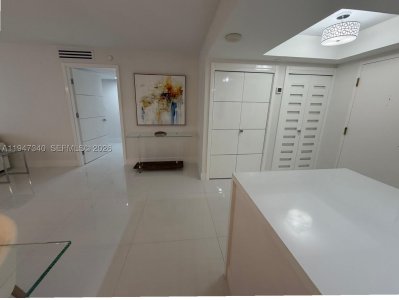 Comprar apartamento en L`Excellence 504
