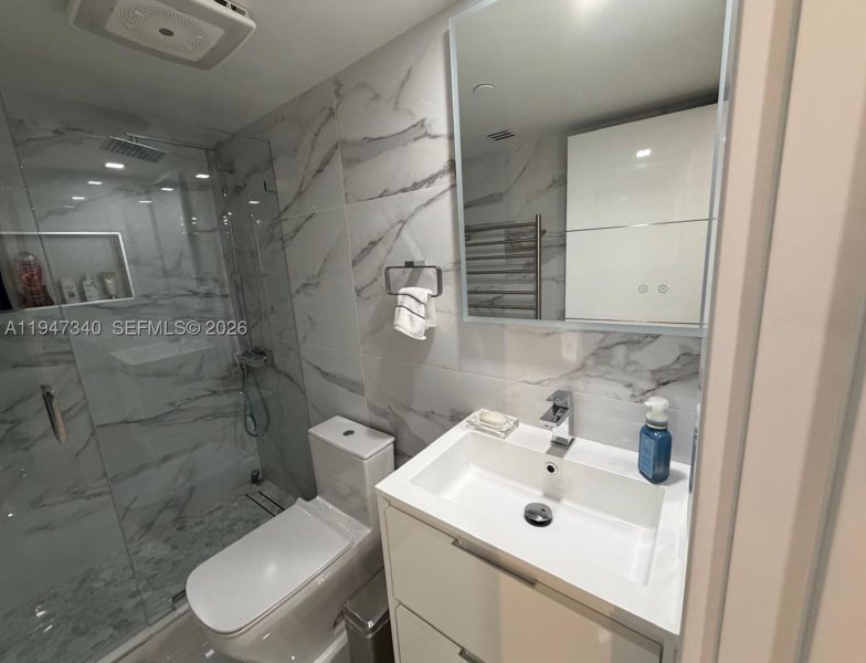 Comprar apartamento en L`Excellence 504