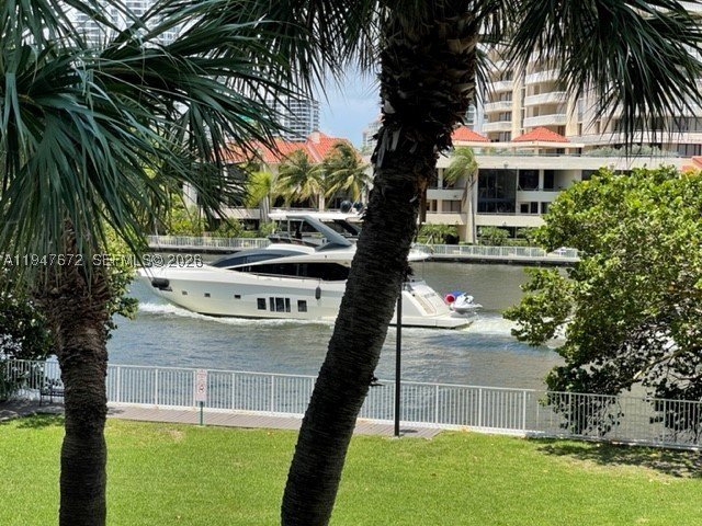 Comprar apartamento no Ocean View 219
