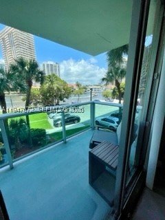 Comprar apartamento no Ocean View 219