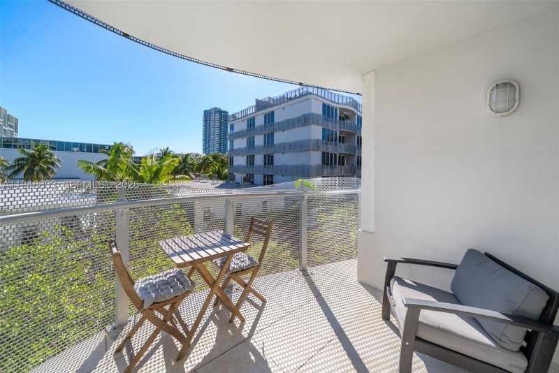Condo for sale at Artepark North 303