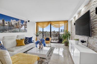 Comprar apartamento en 1000 Williams Island 312