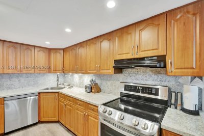 Comprar apartamento en Carriage House Miami Beach 340