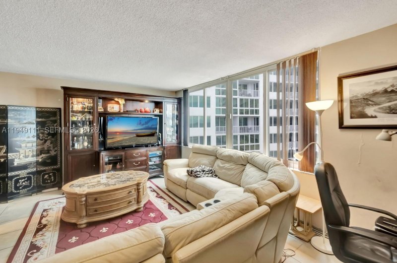 Comprar apartamento en Carriage House Miami Beach 340