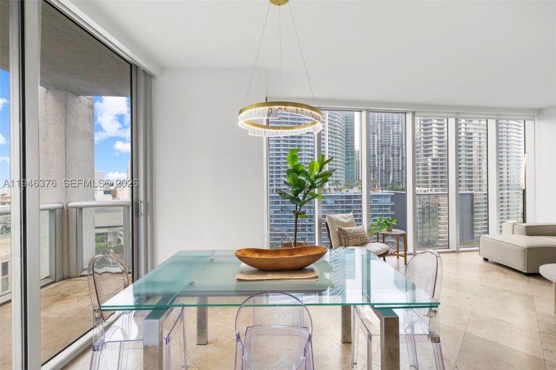 Condo for sale at Icon Brickell Viceroy 1804