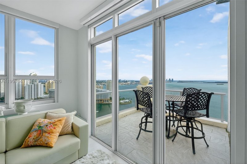 Mark on Brickell Apt #PH210