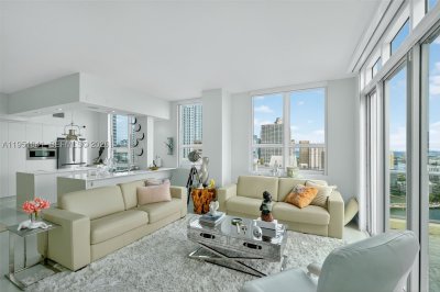 Alquiler de apartamento en Mark on Brickell PH210