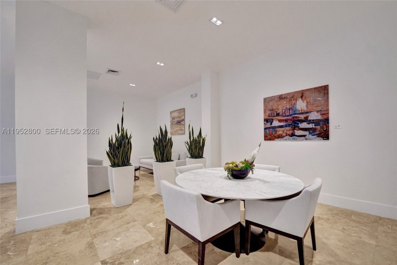 Apartment for rent at Valencia at Quadomain 608
