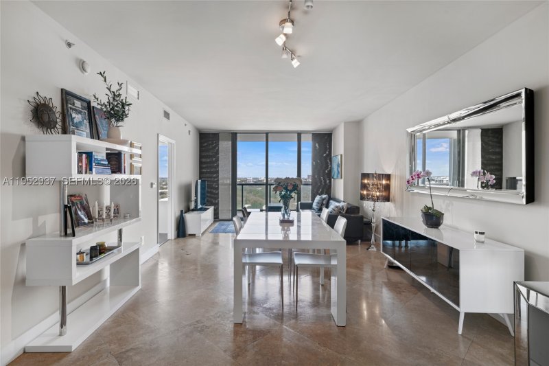 Comprar apartamento en Blue Condominium 1704