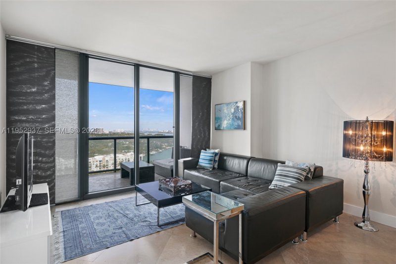 Comprar apartamento en Blue Condominium 1704