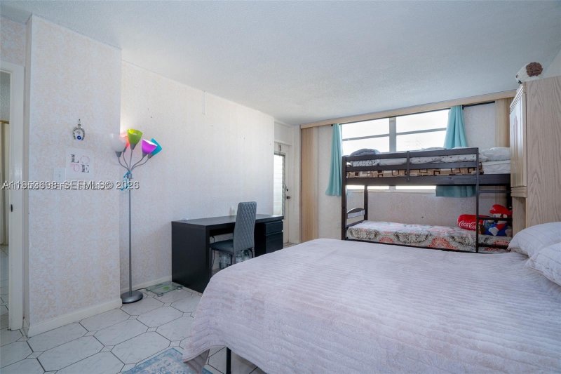 Apartment for rent at Plaza Towers North 1103