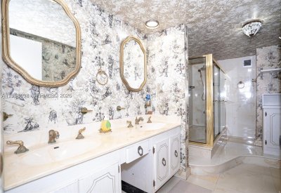 Aluguel de apartamento no Plaza Towers North 1103