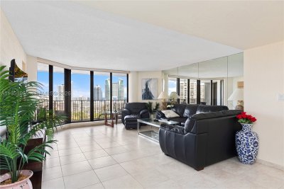 Comprar apartamento no Anchor Bay Club 417