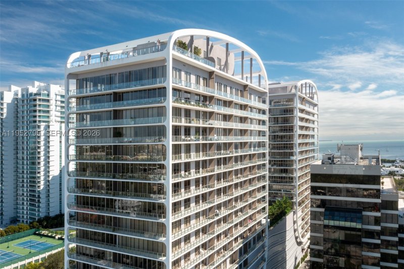 Comprar apartamento en MR. C Residences 1707