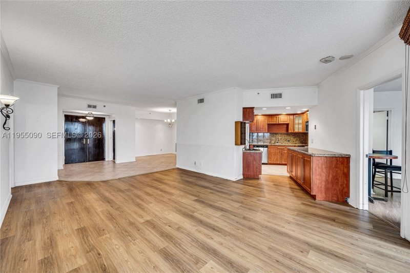 Condo for sale at Hamptons West 210