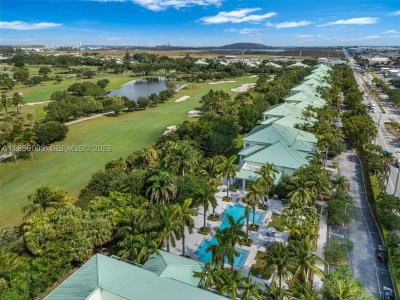 Comprar apartamento en The Blue Doral 1209