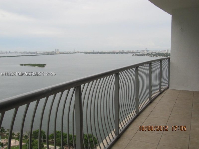 Apartment for rent at Opera Tower 3005