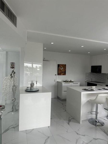 Condo for sale at Coral Ridge Towers South 304
