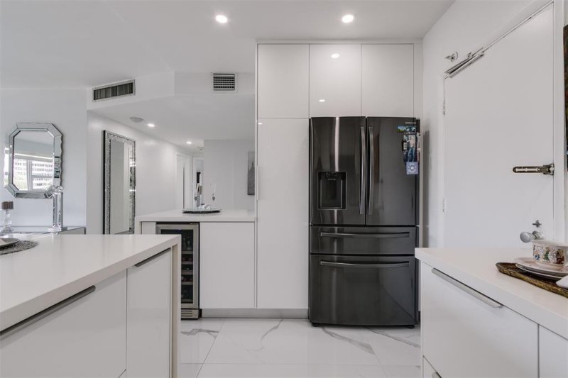 Condo for sale at Coral Ridge Towers South 304