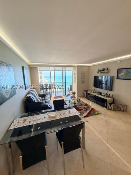 Alquiler de apartamento en Beach Club Two 3810