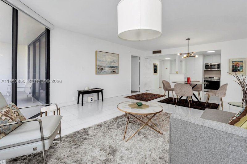 Alquiler de apartamento en Brickell Place III A1502