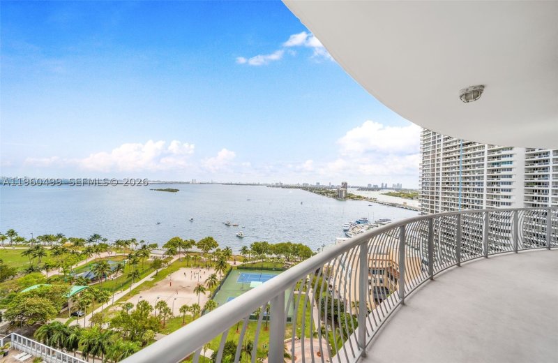 Condo for sale at Opera Tower 2001