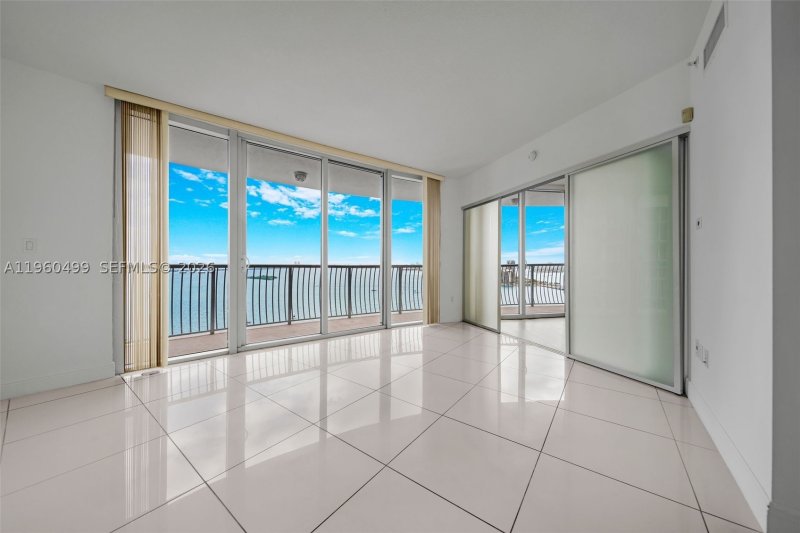 Condo for sale at Opera Tower 2001