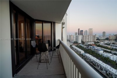 Comprar apartamento no 2000 Williams Island 2404