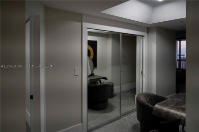 Comprar apartamento no 2000 Williams Island 2404