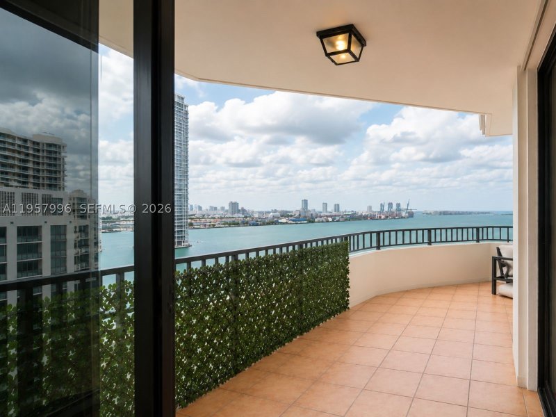 Comprar apartamento en Brickell Key One A1904