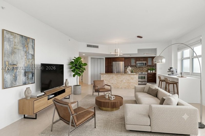 Comprar apartamento en Turnberry Village 716