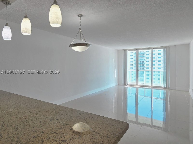Apartment for rent at Ocean View 1002