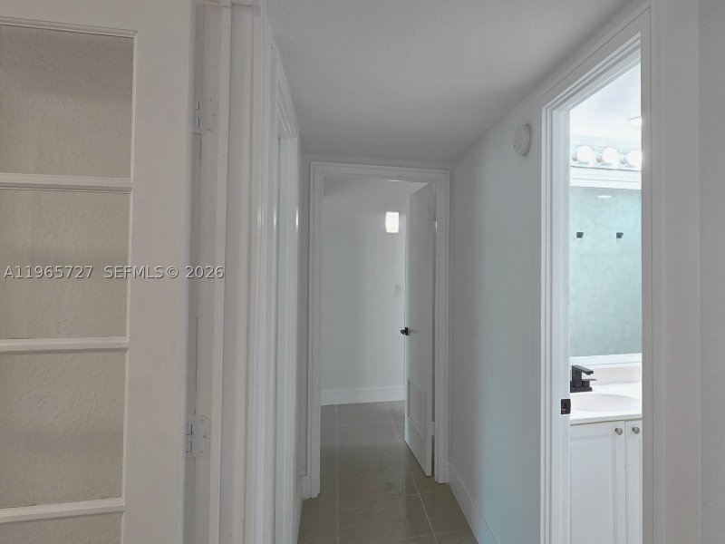 Apartment for rent at Ocean View 1002