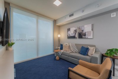 Comprar apartamento en YotelPad Miami 1905