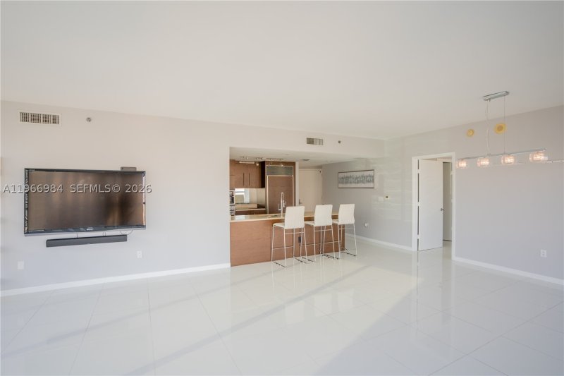 Comprar apartamento no Icon Brickell Tower I 4802