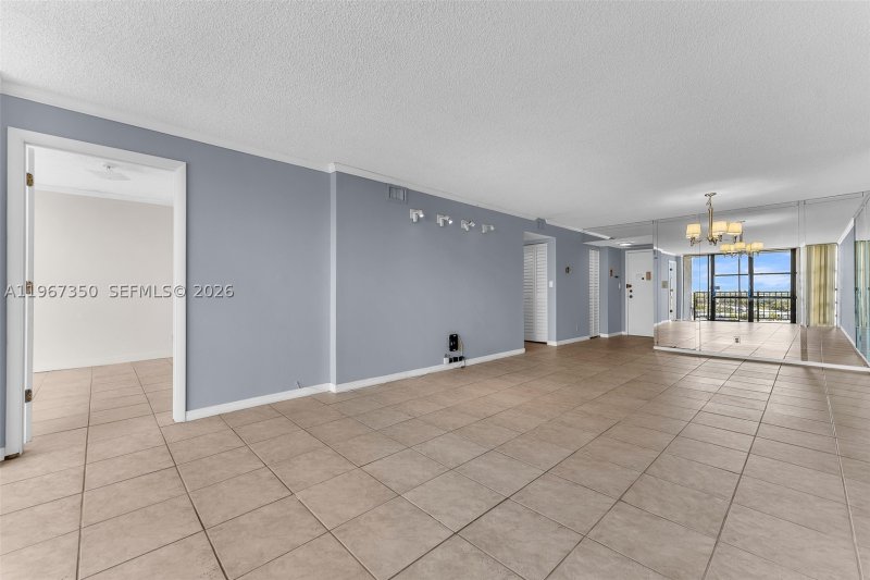 Apartment for rent at Oceanview Park 1007
