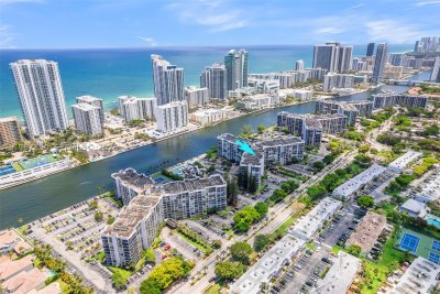 Oceanview Park Apt #1007