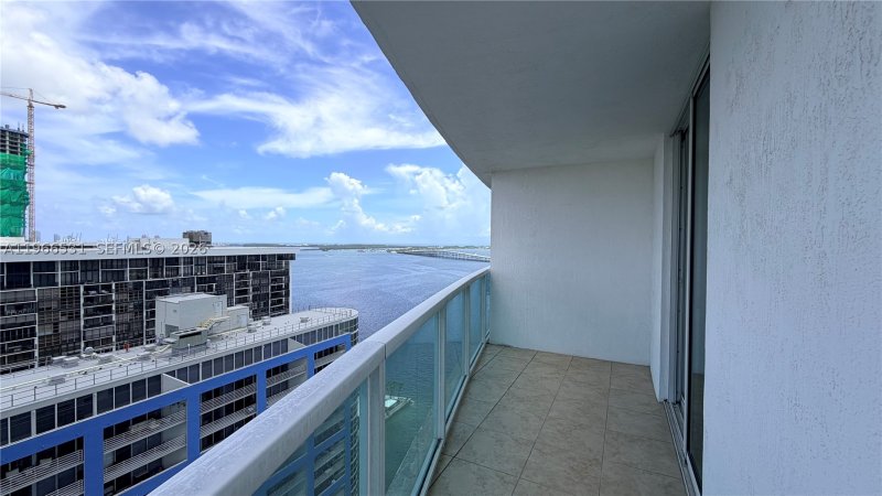 Apartment for rent at Skyline On Brickell 2202