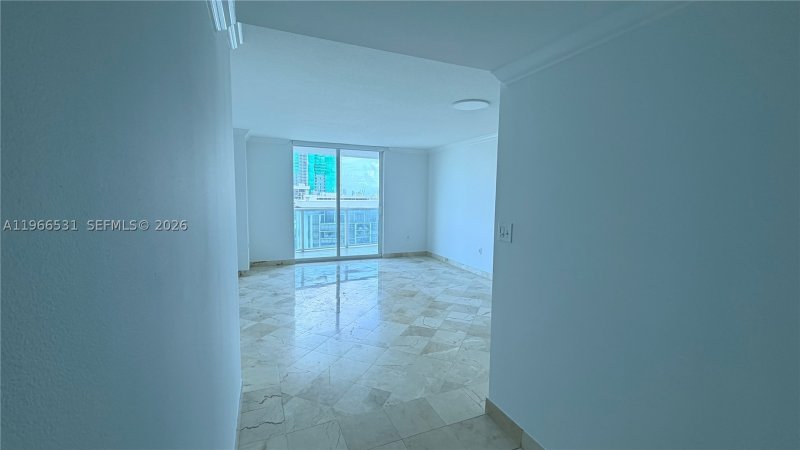 Apartment for rent at Skyline On Brickell 2202