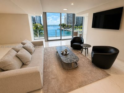 Comprar apartamento no Aston Martin Residences 303