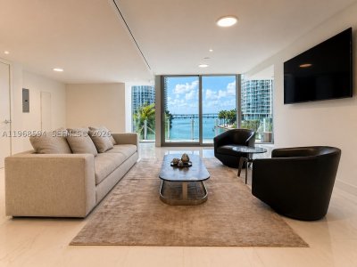 Comprar apartamento no Aston Martin Residences 303