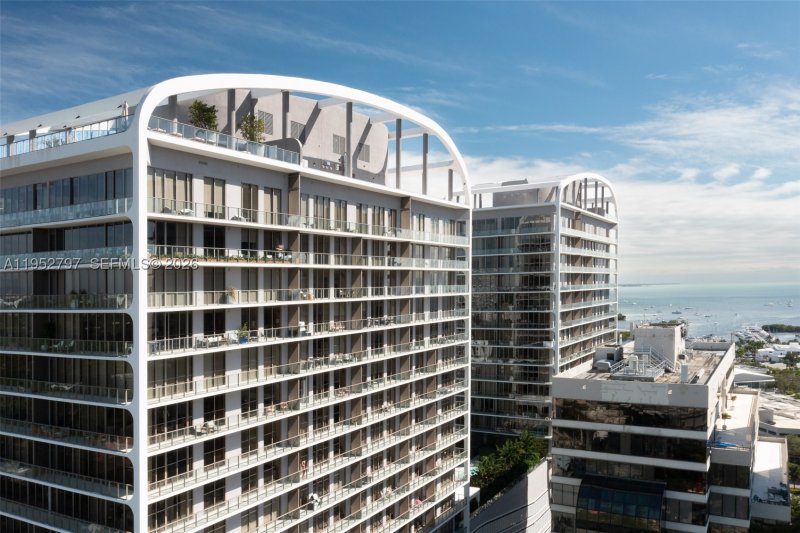 Comprar apartamento en MR. C Residences 612