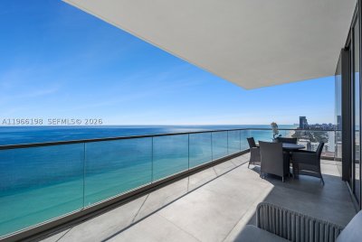Comprar apartamento no 2000 Ocean 25B