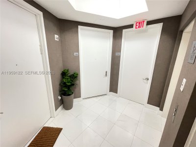 Alquiler de apartamento en Trump Tower Two 3005