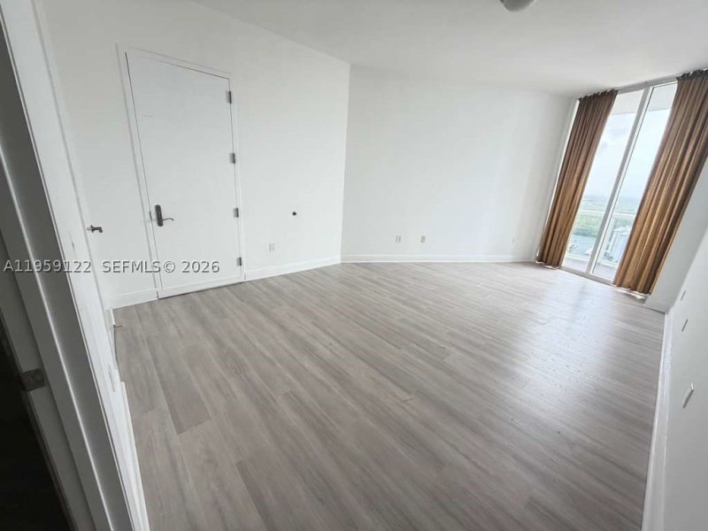 Alquiler de apartamento en Trump Tower Two 3005