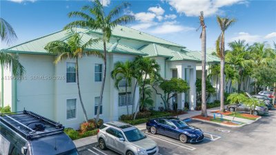 Alquiler de apartamento en The Blue Doral 108