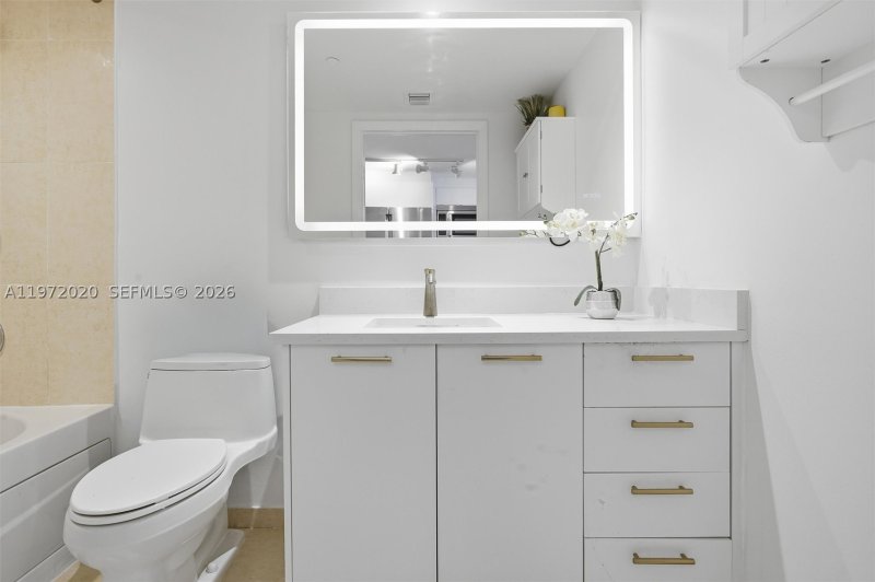 Comprar apartamento en 50 Biscayne 1909