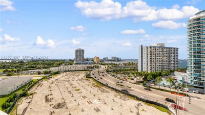 Comprar apartamento en Grandview Palace 1011