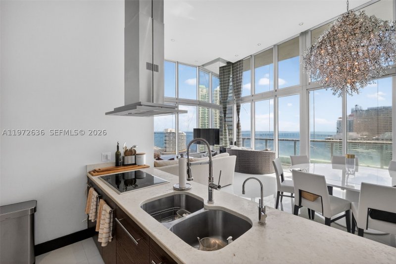 Comprar apartamento en Icon Brickell Tower II 2201