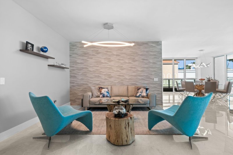 Condo for sale at Las Olas Beach Club 705